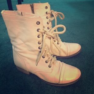 Steve Madden Lace up moto Boots size 7